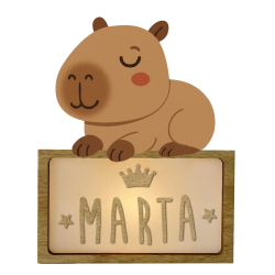 LÁMPARA MADERA PERSONALIZABLE modelo CAPIBARA CON KIT DE LETRAS VINTIUN