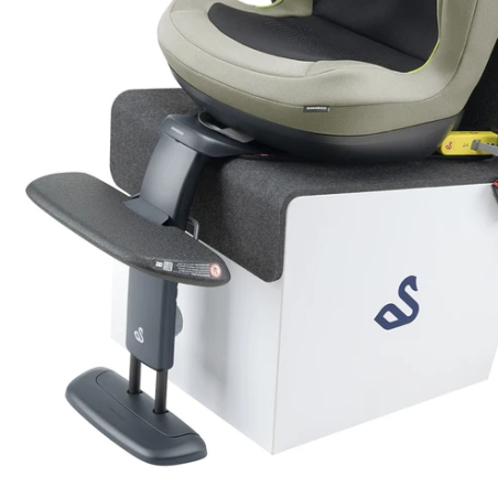 REPOSAPIÉS UNIVERSAL PARA SILLA DE AUTO SWANDOO